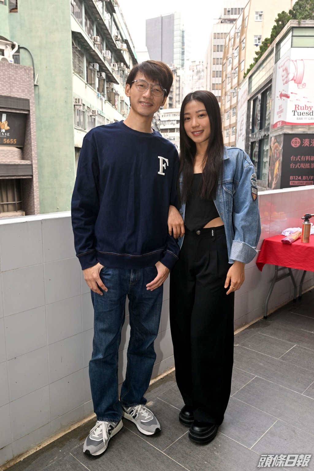 陳湛文與芯駖合演一對感情不算和睦的夫妻。